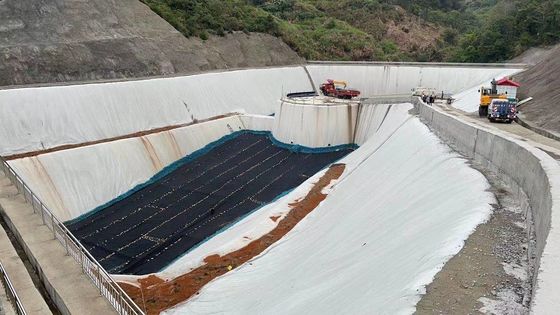 非織物長繊維地質繊維 煙ガス浄化残留物 ゴミ捨てプロジェクト 100~800g/m2