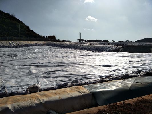 高密度ポリエチレンHDPE 地膜 化学抵抗 排水料の貯蔵施設の漏れ防止
