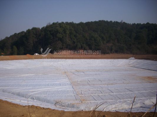 短繊維ジオテキスタイル：費用対効果と汎用性の高いエンジニアリングソリューション