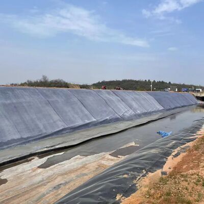 油圧および建設プロジェクト向けの幅4mの軽量カット可能セメントブランケット
